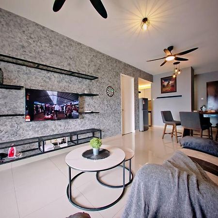 Industrial Design Simfoni 3 Bedroom W Netflix And Wi-Fi Cheras Exterior foto